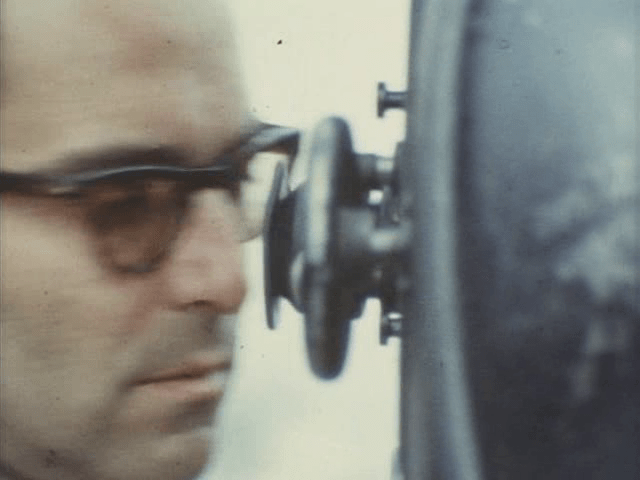 হোয়াট ইজ্ টু বি ডান / জঁ-লুক গোদার